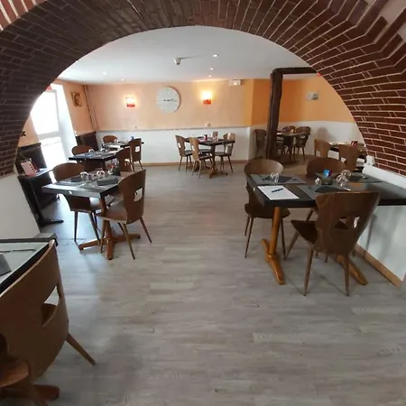 La Chaumiere 3* Seyne
